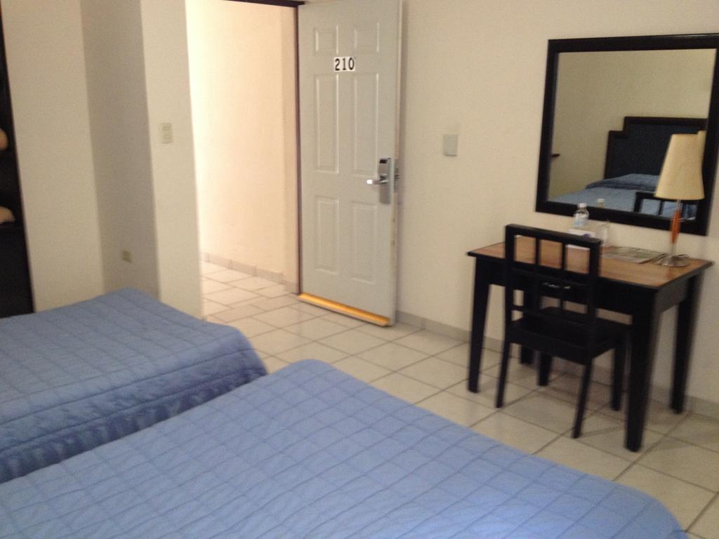 Hotel Hacienda Nainari Ciudad Obregón Zimmer foto