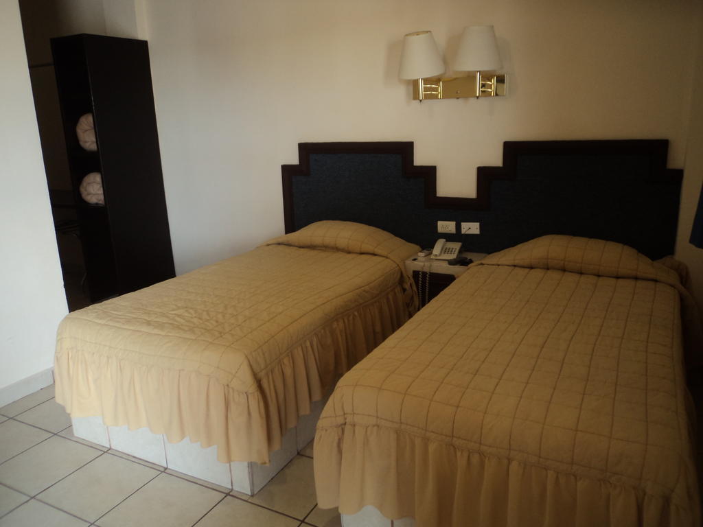 Hotel Hacienda Nainari Ciudad Obregón Zimmer foto